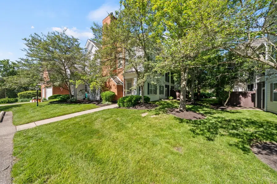 7492 Mansion Circle #B, Deerfield, OH 45040 - #3