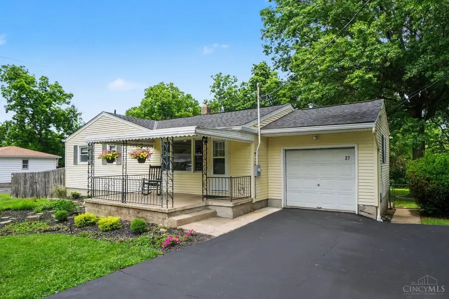 27 Macarthur Drive, Amelia, OH 45102 - #2