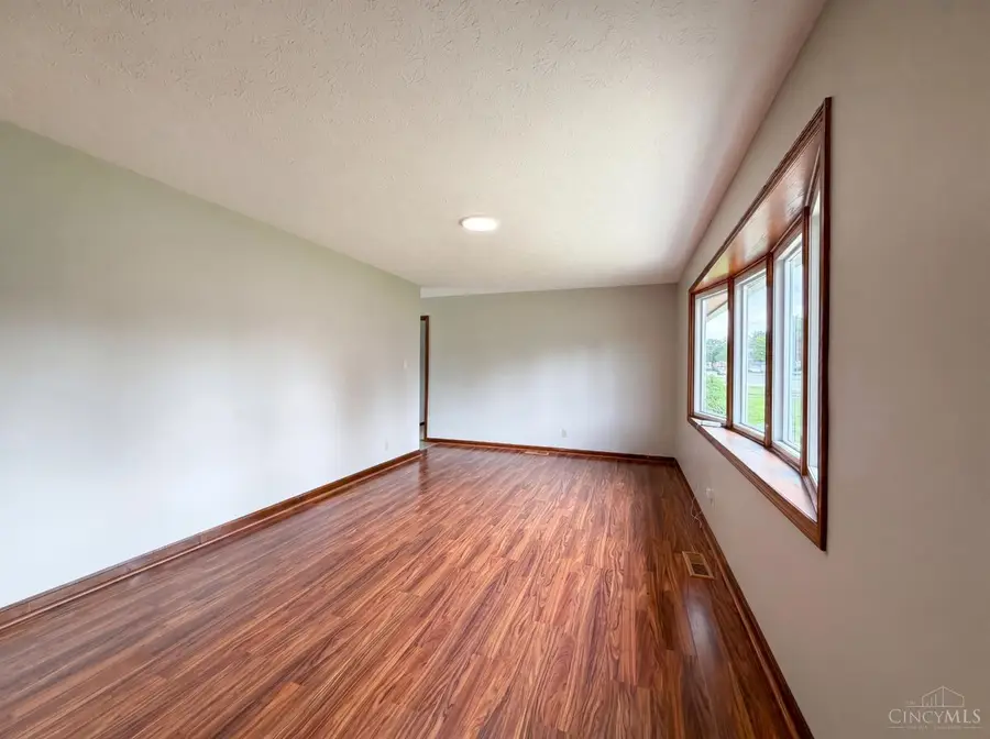 836 Walter Avenue, Fairfield, OH 45014 - #3