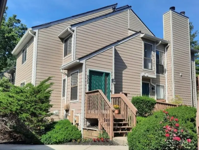 9362 Hunters Creek Drive, Blue Ash, OH 45242 - #1