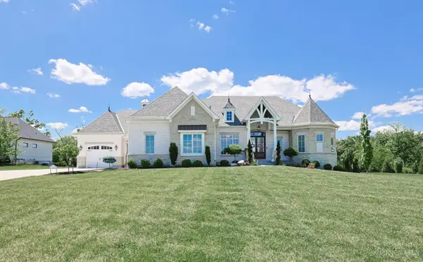 5 Old Orchard Lane, Indian Hill, OH 45242