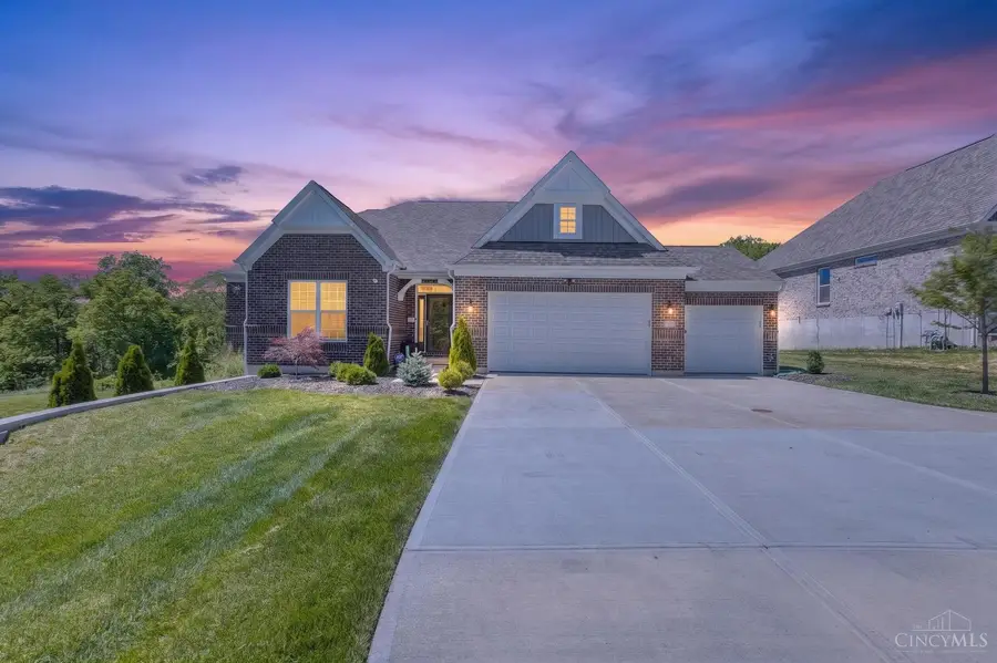 4994 Shadow Hawk Drive, Green, OH 45247 - #2