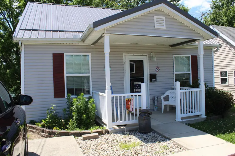 109 Water Street, Middletown, OH 45133 - #2