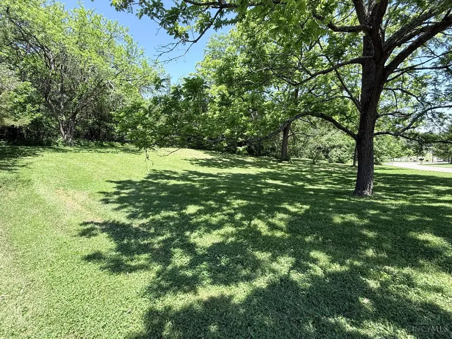 350 Mckee Avenue, Oxford, OH 45056 - #3