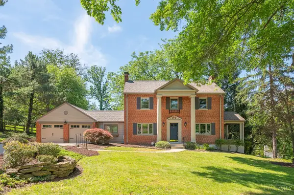 3119 N Farmcrest Drive, Cincinnati, OH 45213