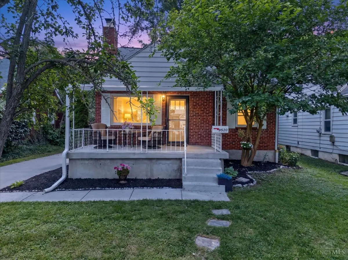 9520 West Avenue, Blue Ash, OH 45242 - #1