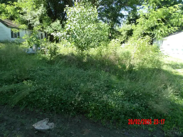 211 W Glen Avenue, Batavia, OH 45103