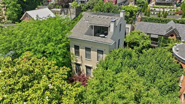 548 Liberty Hill, Cincinnati, OH 45202