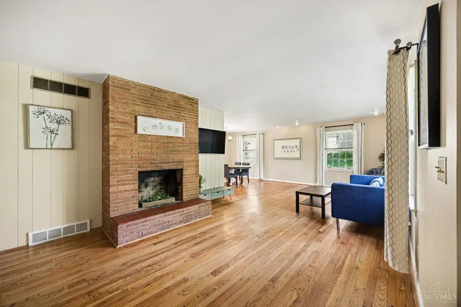 1034 Clifton Hills Avenue, Cincinnati, OH 45220 - #3