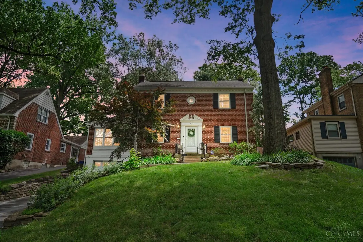 2712 Ridgewood Avenue, Ridgewood, OH 45213 - #1