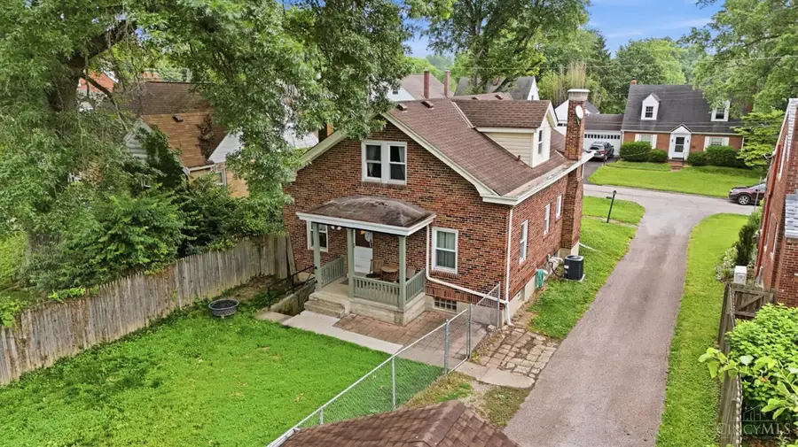 5555 Leumas Road, Monfort Heights, OH 45239 - #3