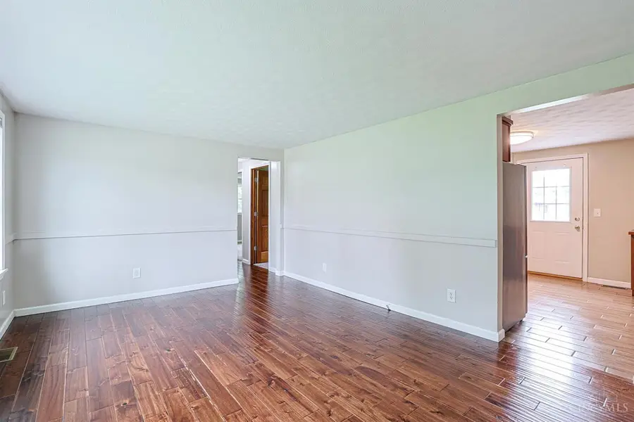 7419 Willow Drive, Blanchester, OH 45107 - #3