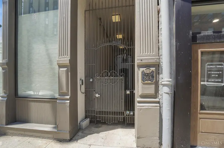 813 Broadway Street #301, Cincinnati, OH 45202 - #2