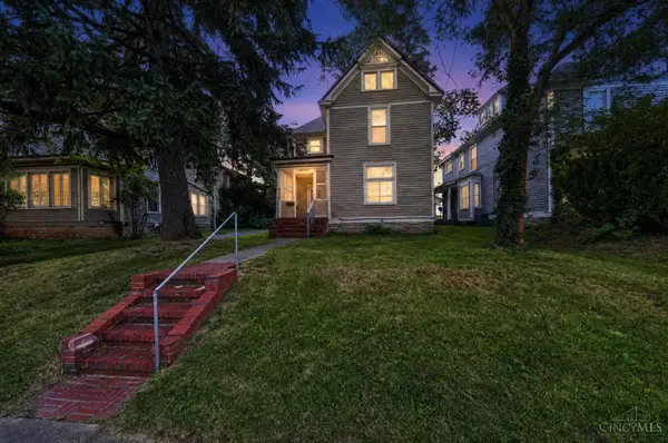 4530 Whetsel Avenue, Cincinnati, OH 45227