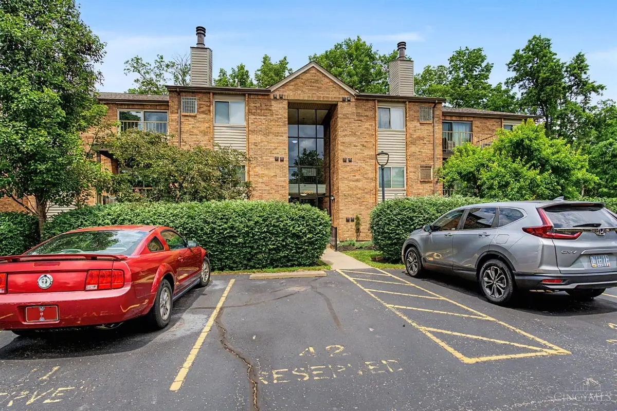 5981 Meadowcreek Drive #8, Mulberry, OH 45150 - #1