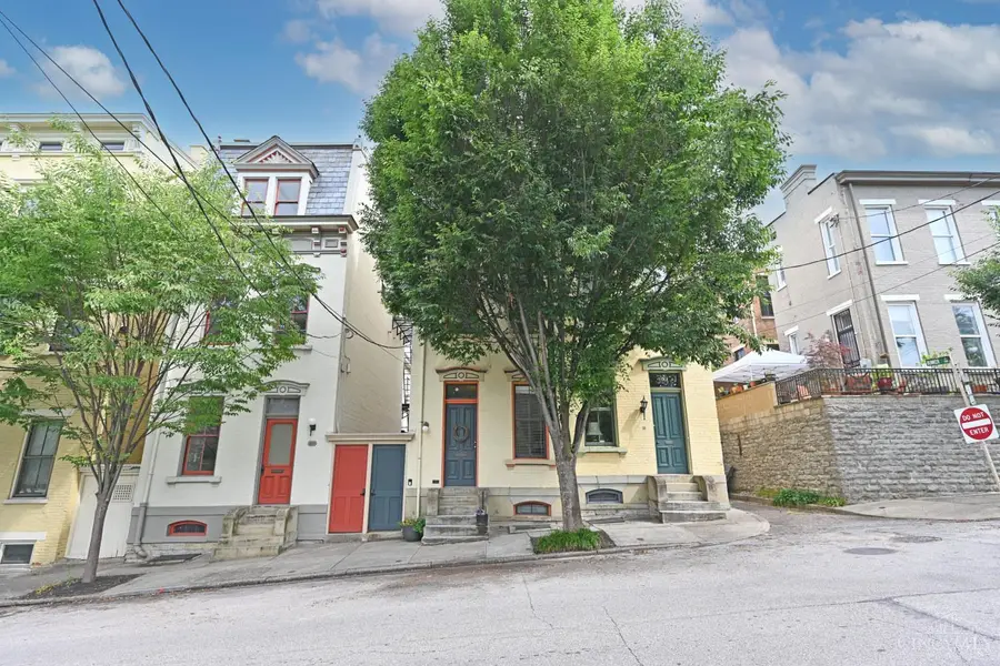 322 E 14th Street, Cincinnati, OH 45202 - #2