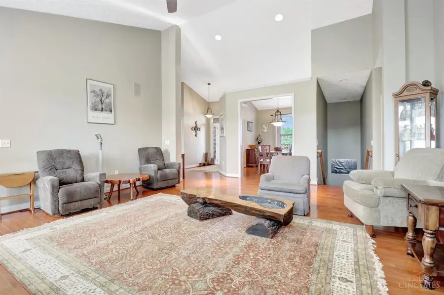 630 E Brooke Drive, Monroe, OH 45050 - #2