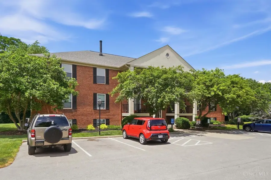 5889 Hanley Close #131, Miami, OH 45150 - #3