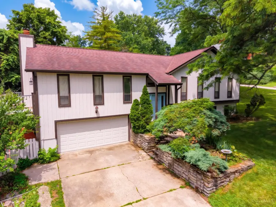 9699 Humphrey Road, Cincinnati, OH 45242 - #3