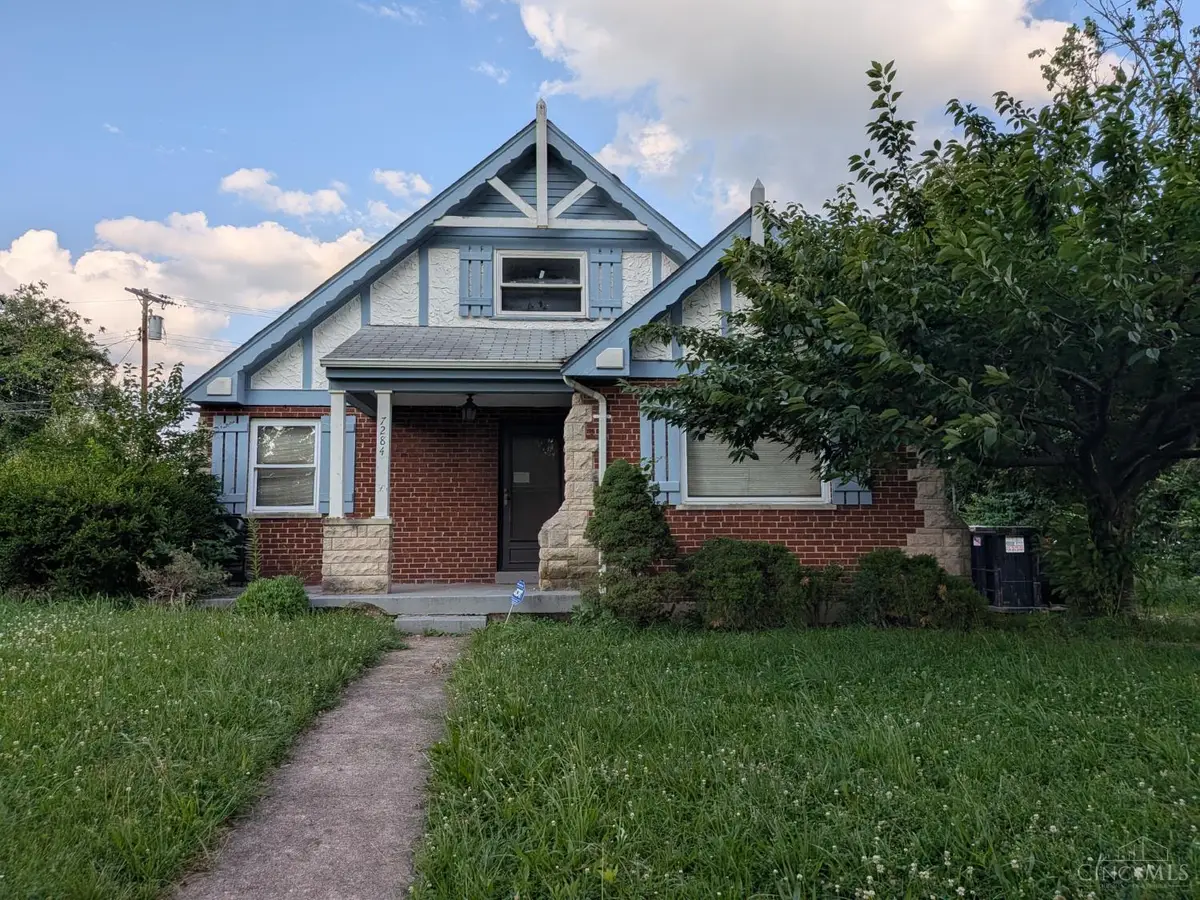 7284 Eastlawn Drive, Cincinnati, OH 45237 - #1