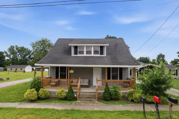 25 S Taylorsville Road, Mowrystown, OH 45133