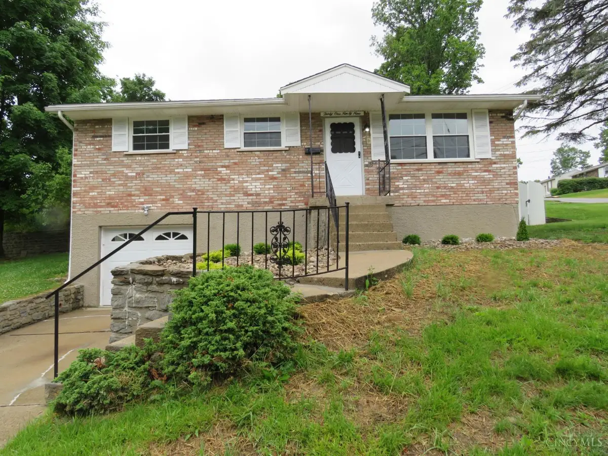 3199 Mary Jane Drive, Cincinnati, OH 45211 - #1