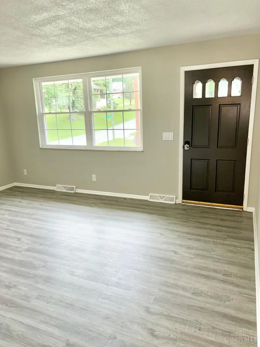 3199 Mary Jane Drive, Monfort Heights, OH 45211 - #2