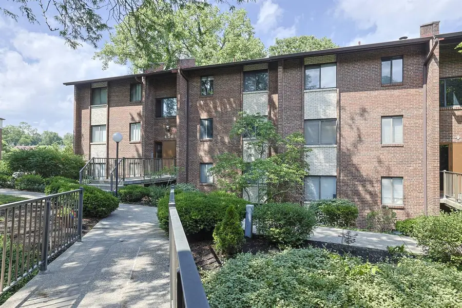 458 Grand Avenue #458-1, Cincinnati, OH 45205 - #2