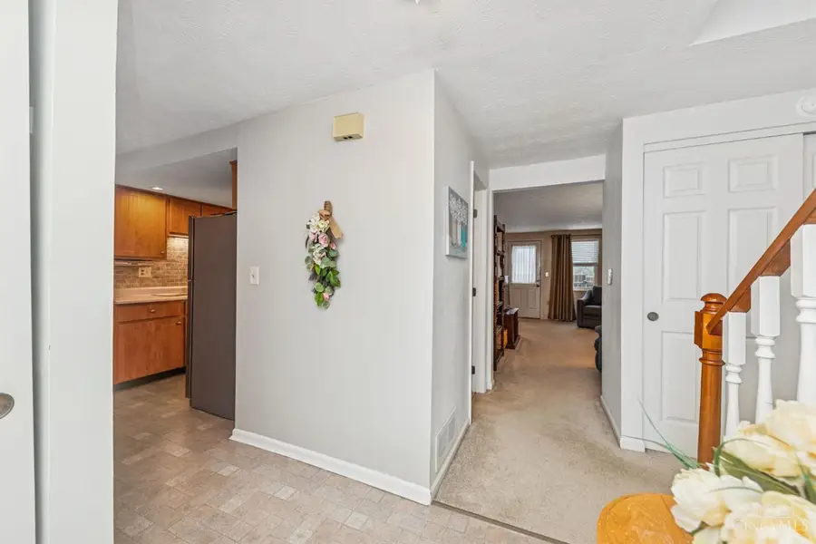 965 Woodlyn Drive N, Anderson, OH 45230 - #2