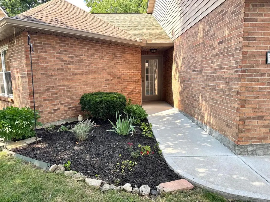 1411 Garden Place, Sharonville, OH 45246 - #3