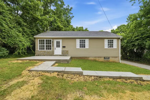 112 W Leslie Avenue, Cincinnati, OH 45215