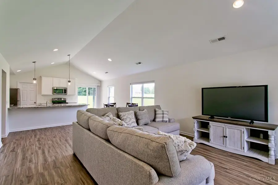 1125 Waynoka Drive, Lake Waynoka, OH 45171 - #3