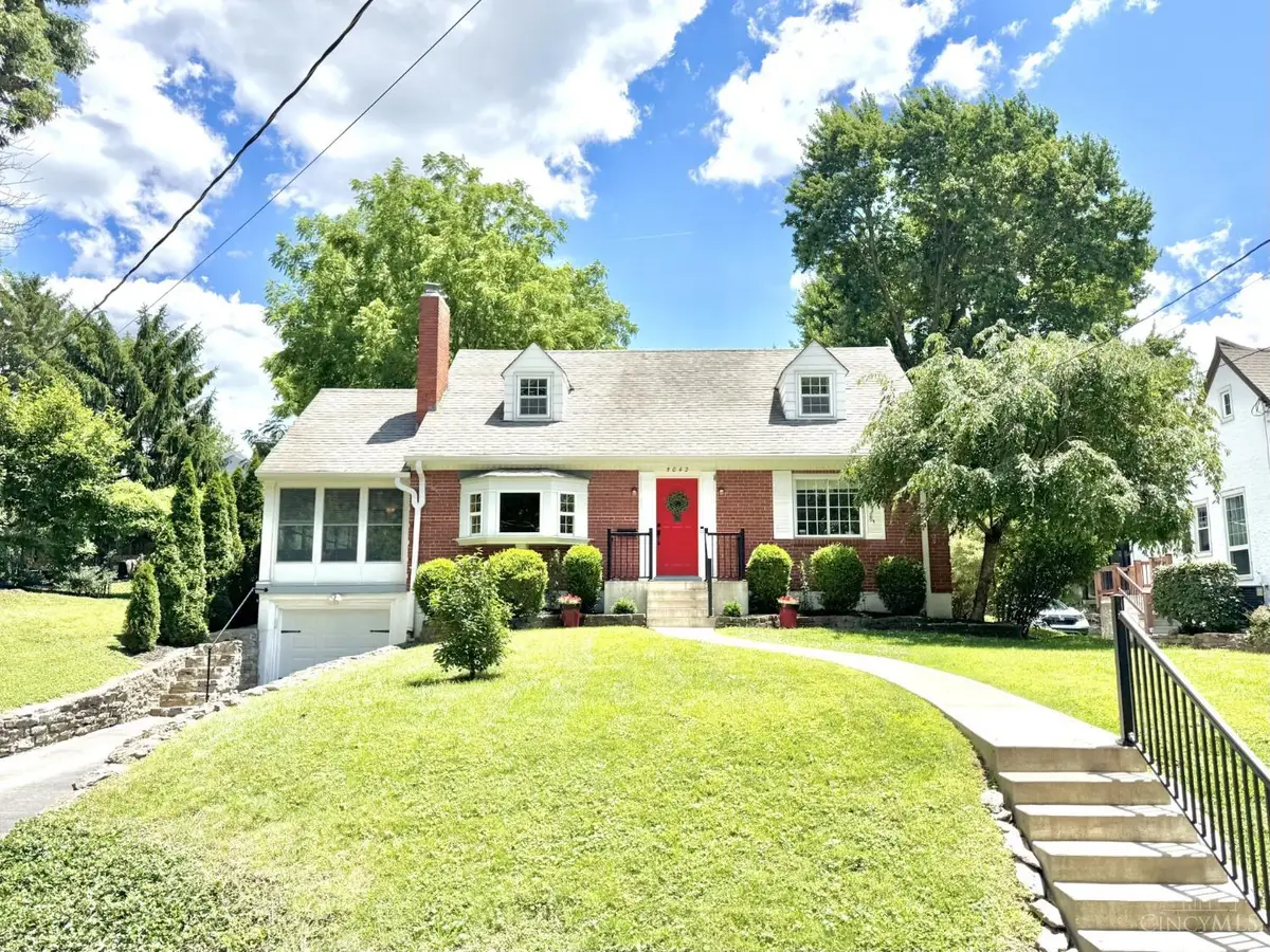 5042 Collinwood Place, Cincinnati, OH 45227 - #1
