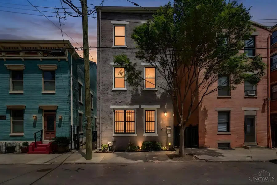 1406 Republic Street #302, Cincinnati, OH 45202 - #2