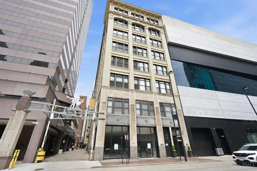 26 E Sixth Street #702, Cincinnati, OH 45202 - #2