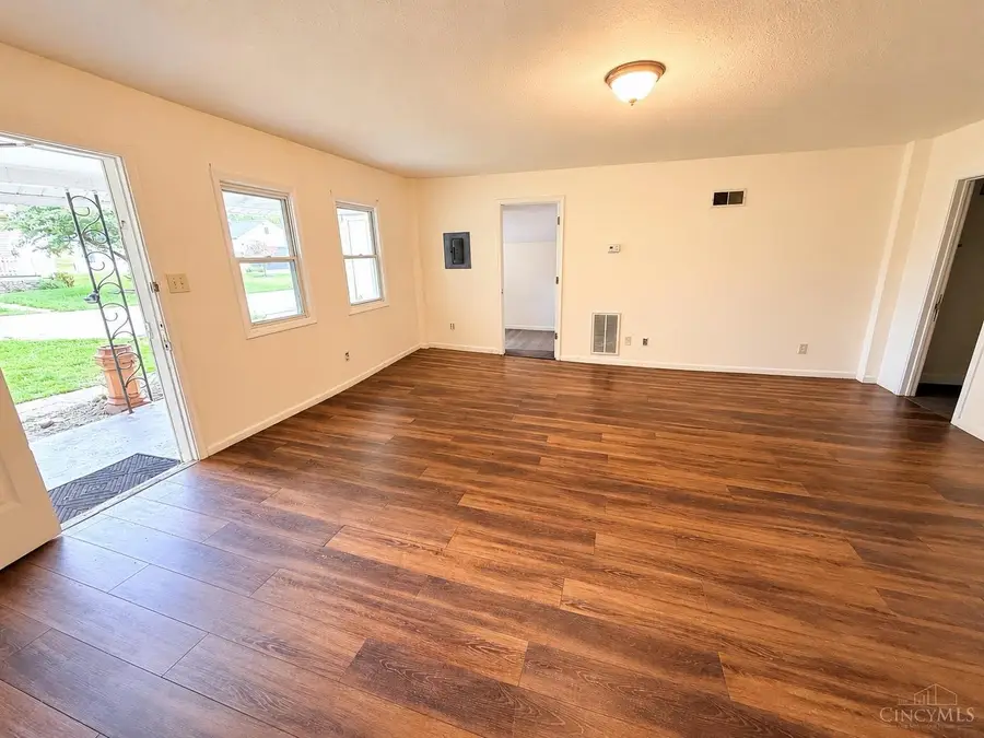 115 W Warren Street, Lebanon, OH 45036 - #3