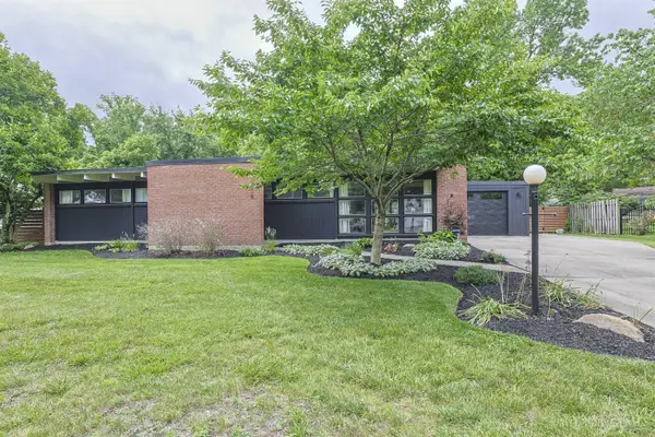 1215 Hollywood Avenue, Cincinnati, OH 45224