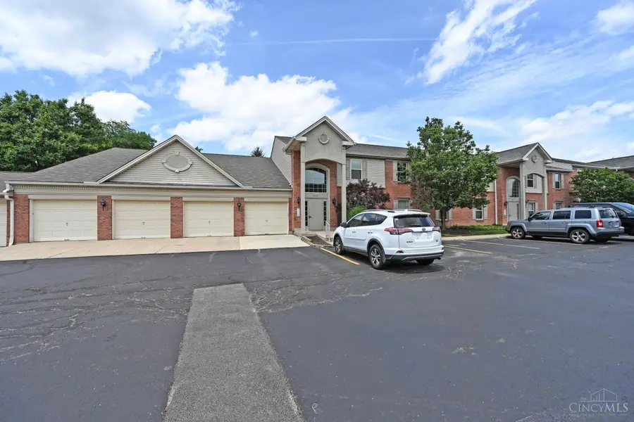5370 Meadow Walk #1B, Cincinnati, OH 45247 - #2
