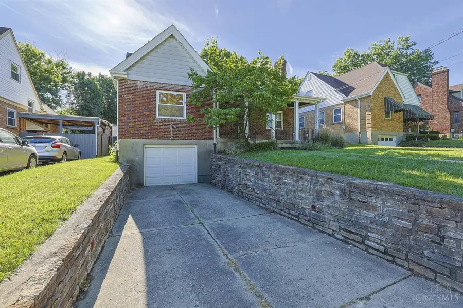 1140 Covedale Avenue, Delhi, OH 45238 - #2