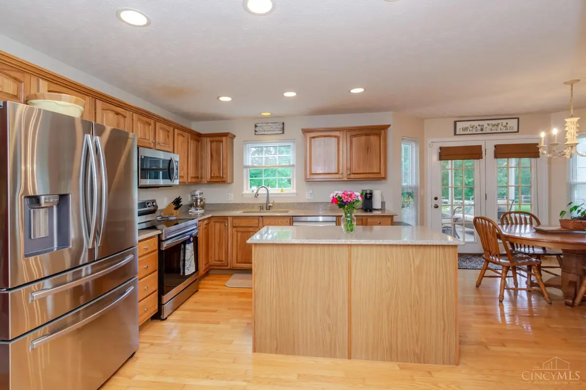 2135 Wedgewood Drive, Beavercreek, OH 45434 - #1