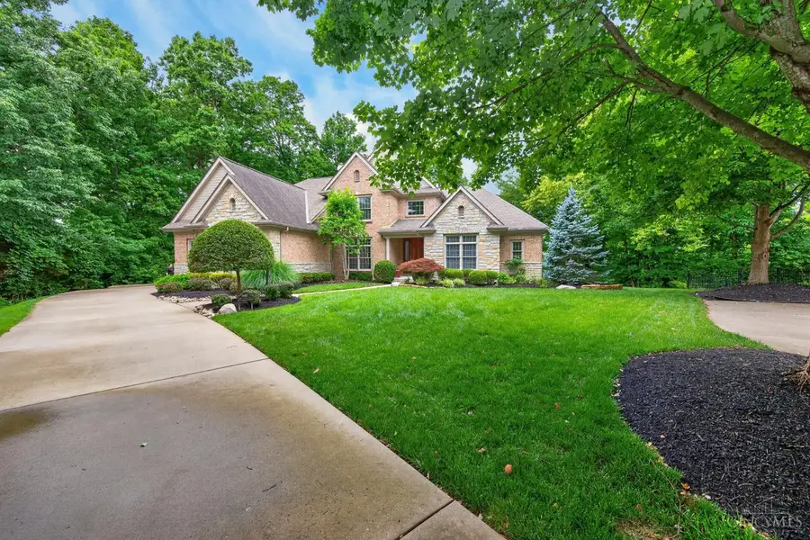 6607 Red Hawk Court, Maineville, OH 45039 - #3