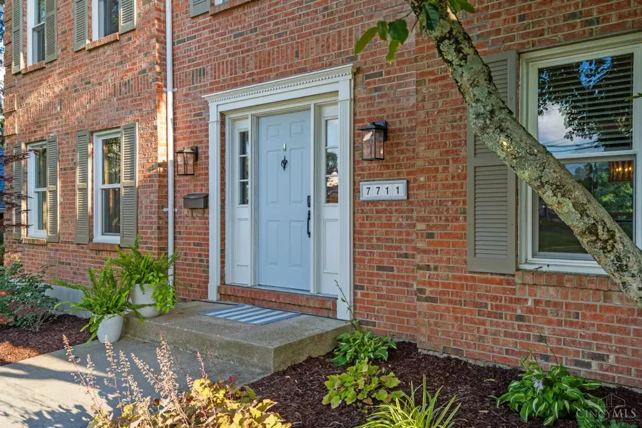 7711 Kennedy Lane, Sycamore, OH 45242 - #3