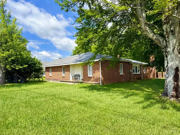 6441 Long Glady, Blanchester, OH 45107