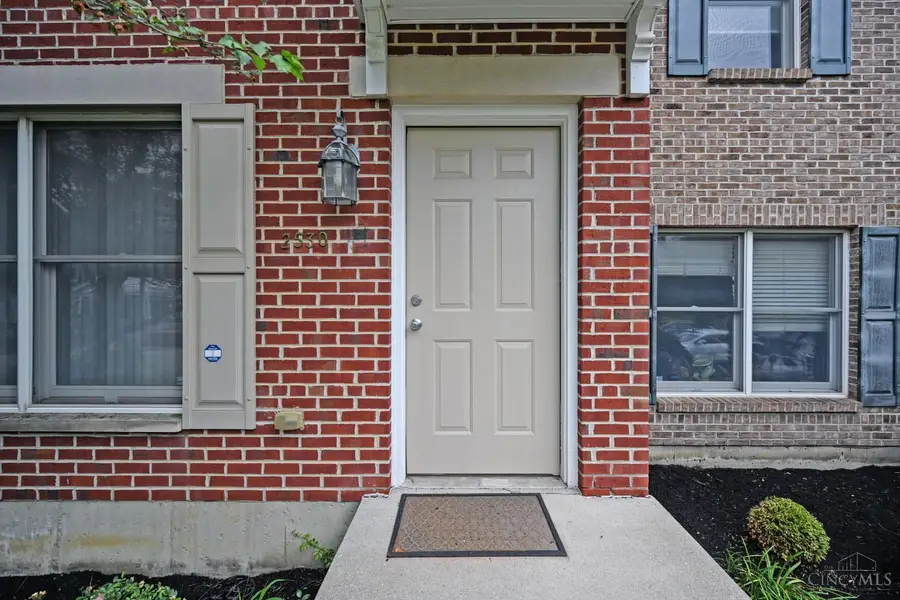 2530 Hackberry Street, Cincinnati, OH 45206 - #3