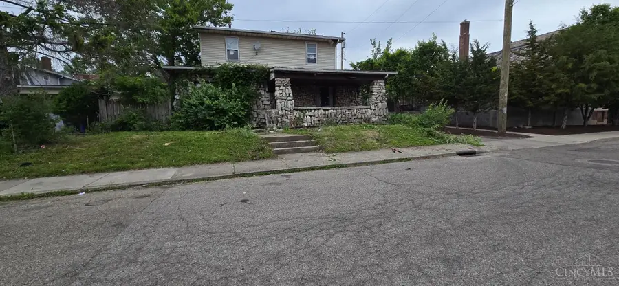 215 Edmund Street, Dayton, OH 45404 - #2
