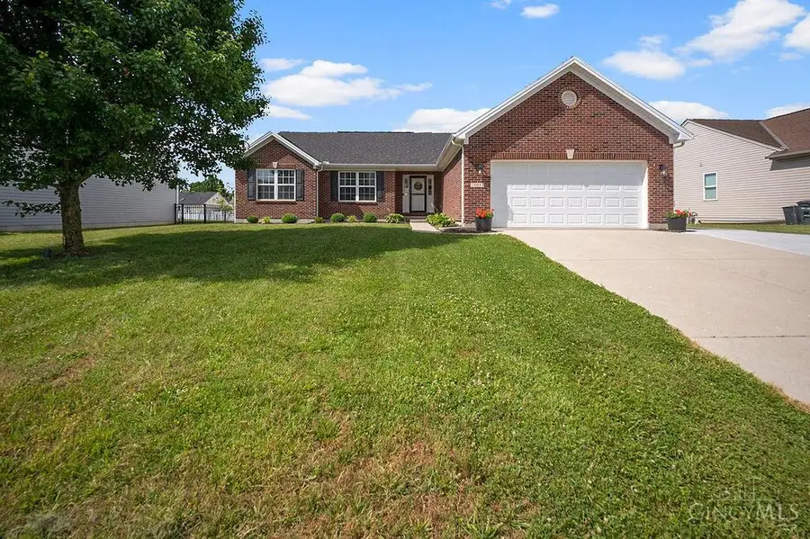 303 E Arlington Drive, Trenton, OH 45067 - #2