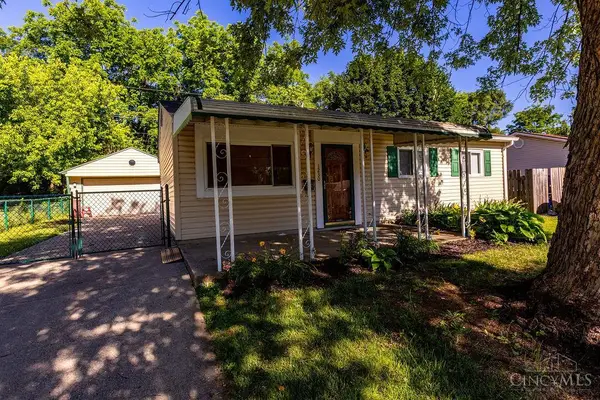 1230 Sanford Drive, Riverside, OH 45432
