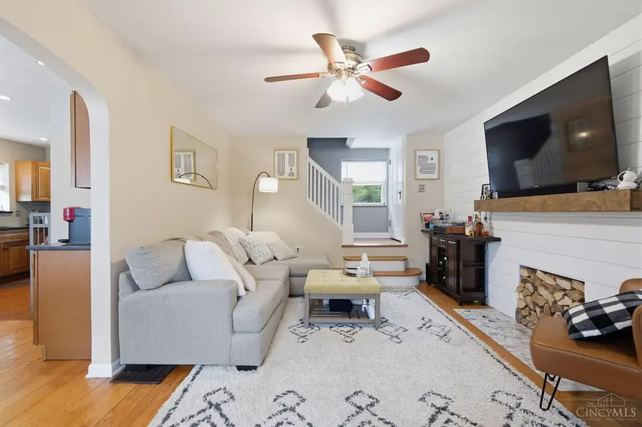 4158 St Lawrence Avenue, Cincinnati, OH 45205 - #3