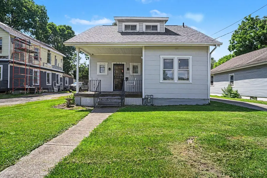 8155 Anthony Wayne Avenue, Cincinnati, OH 45216 - #2