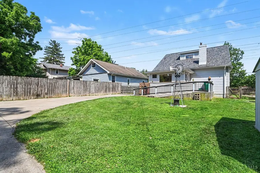 8155 Anthony Wayne Avenue, Cincinnati, OH 45216 - #3